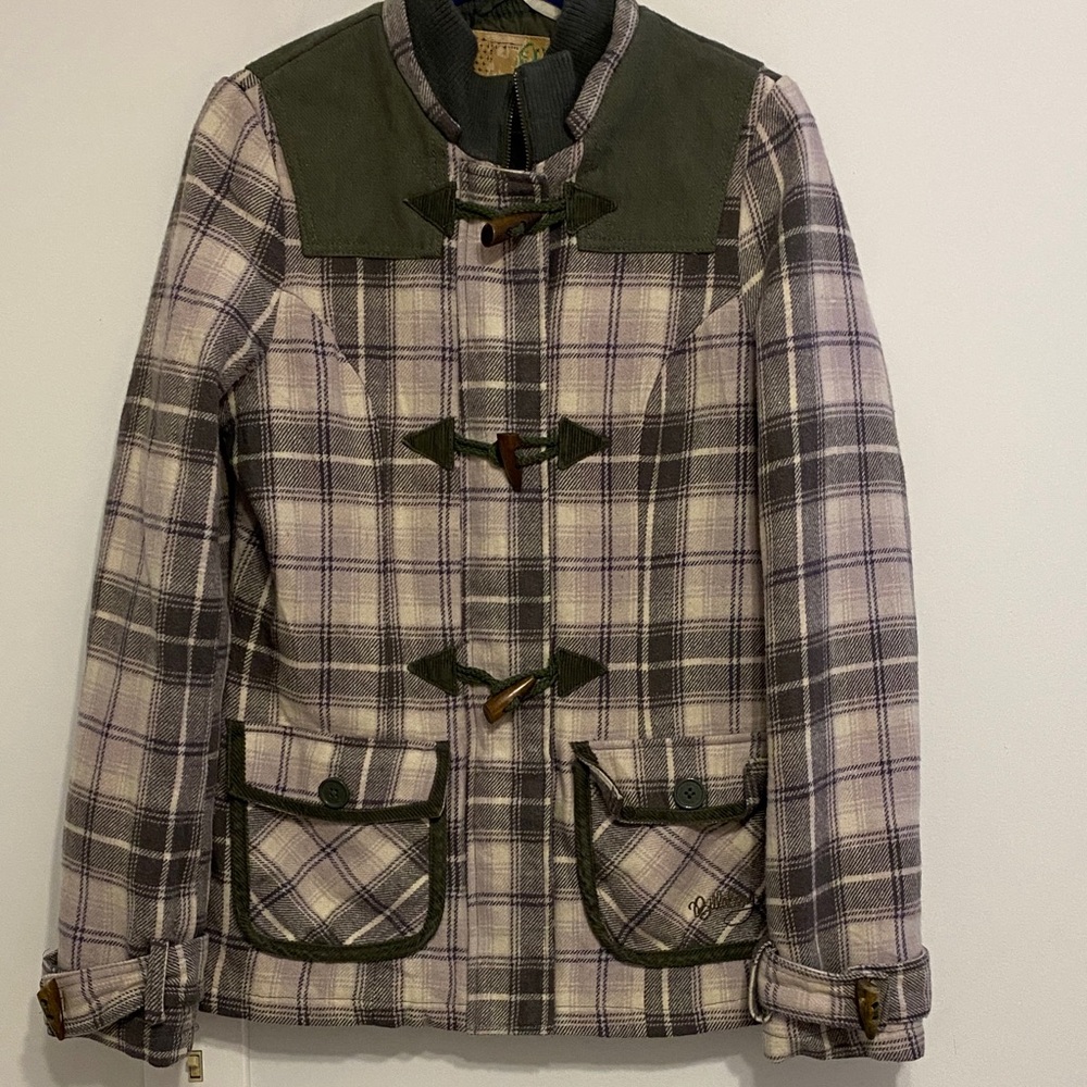 Billabong Plaid Jacket with Green Details, has thickness, normal wear, unique.